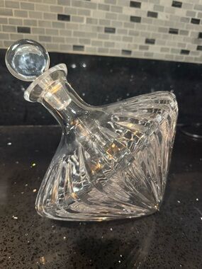Cut Crystal Decanter with Faceted Stopper - Clear